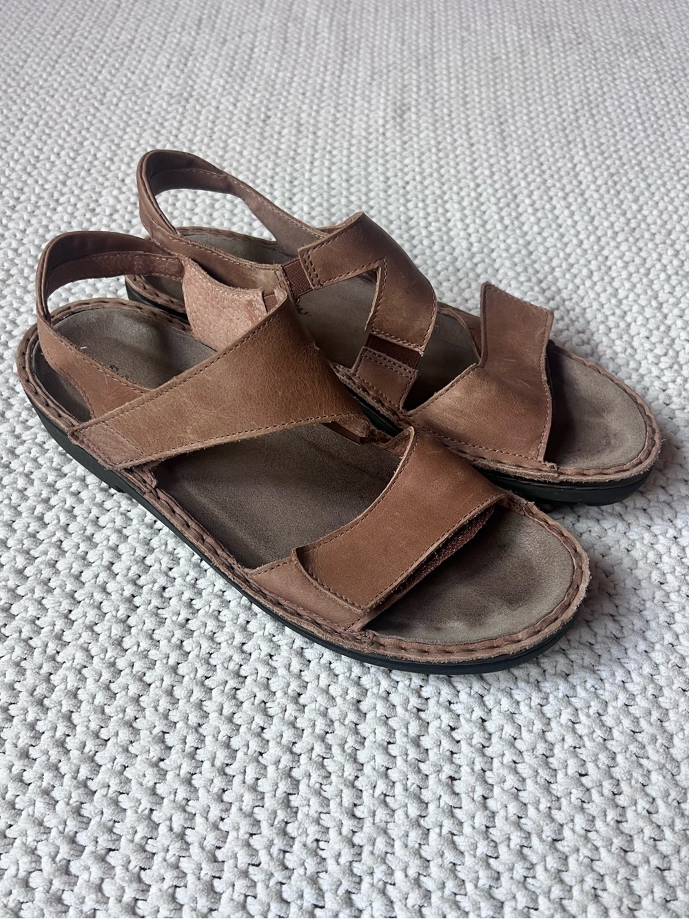 Naot Enid Sandal Tan Leather  Size 40